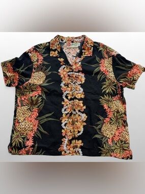 Hilo Hattie Hawaiian Shirt Mens Medium Black Pineapple Aloha Floral Button Up